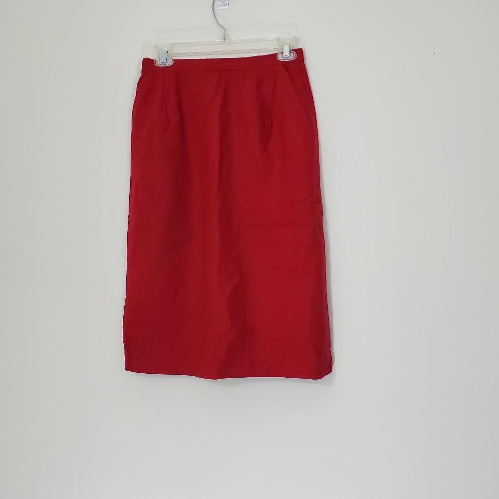 Bretton Place Vintage Red Wool Skirt, Size 10P (see measurements)